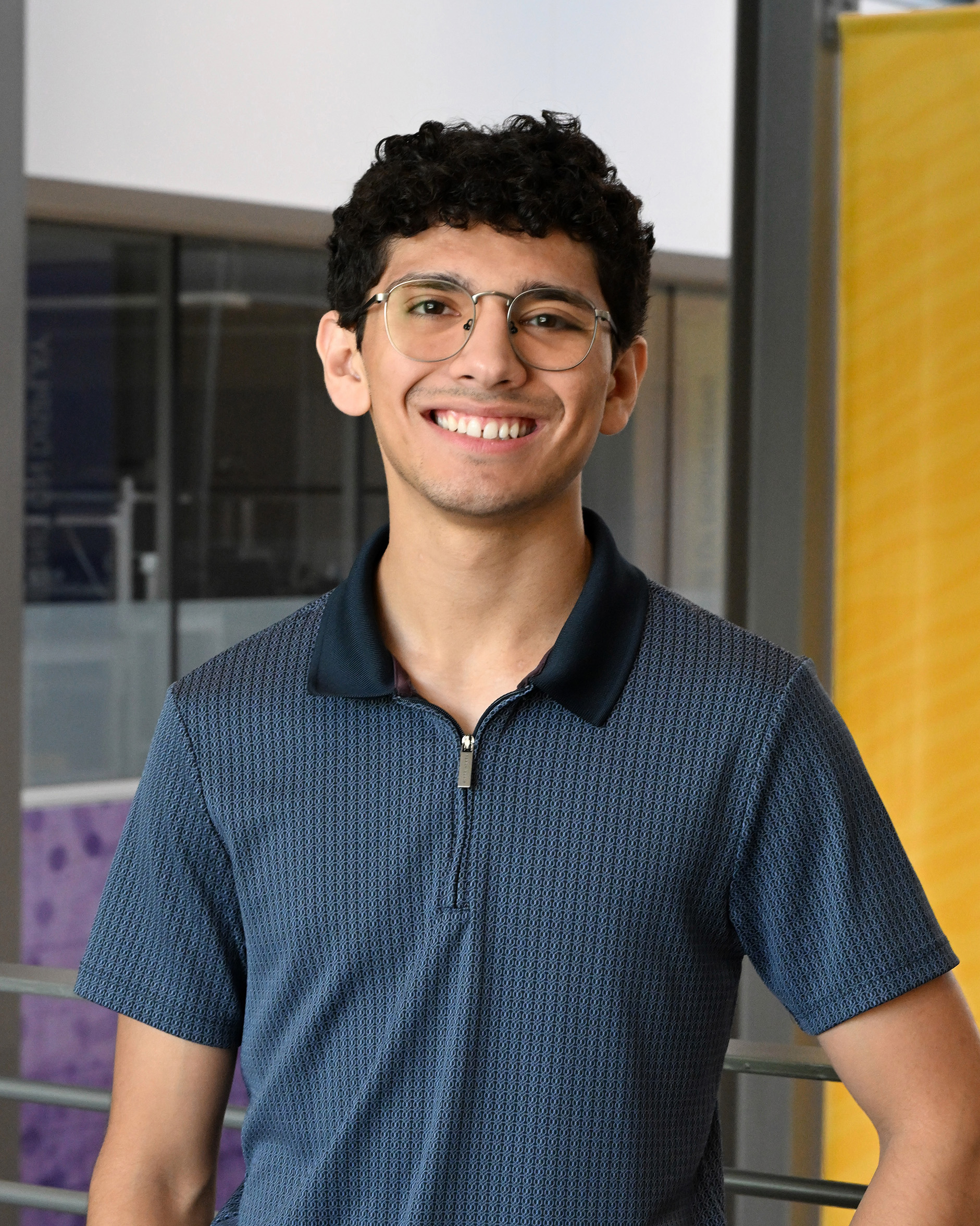 Headshot of Gabriel Pacheco-Ethridge